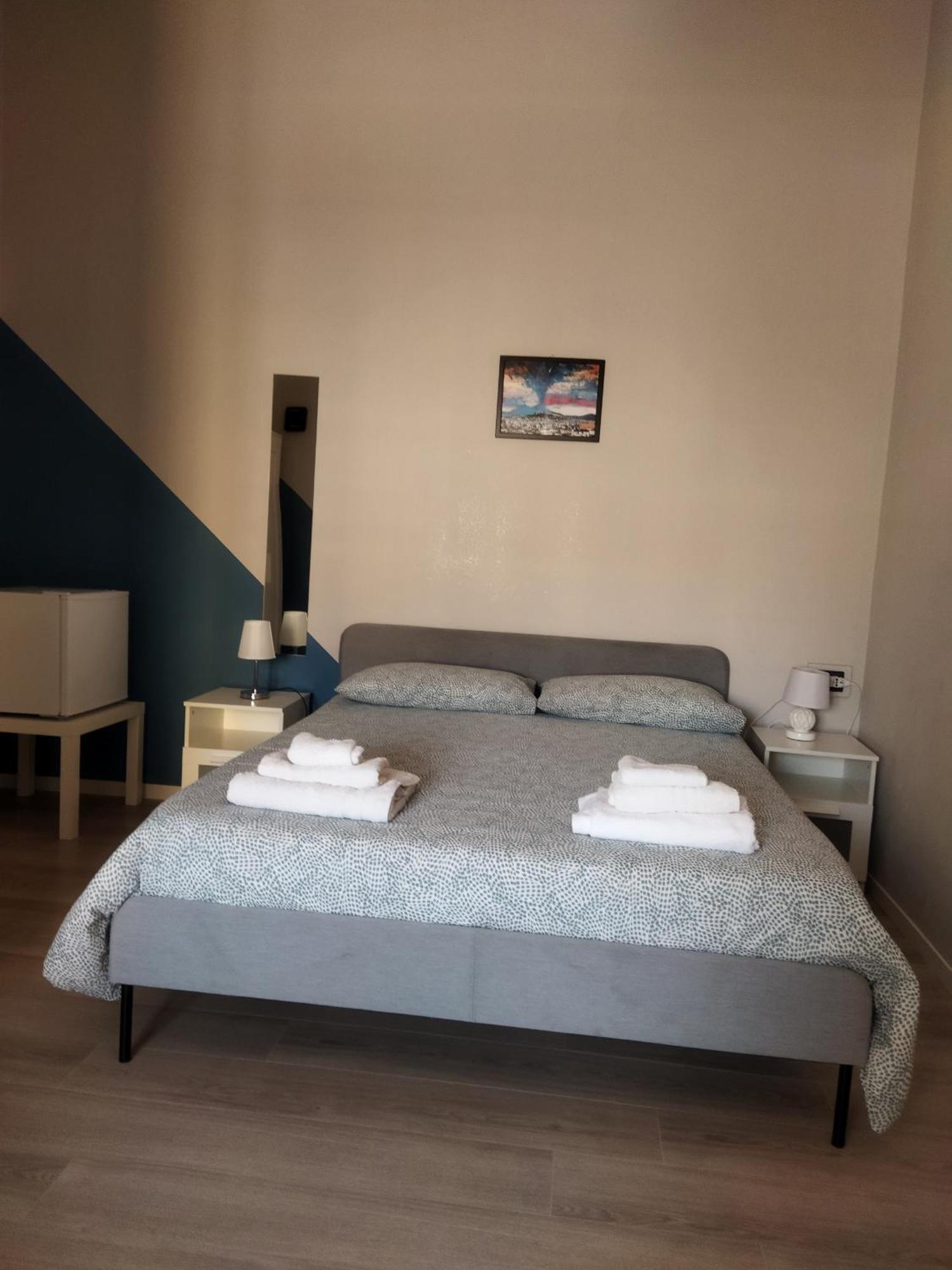 Hotel La Sosta Napoli Esterno foto